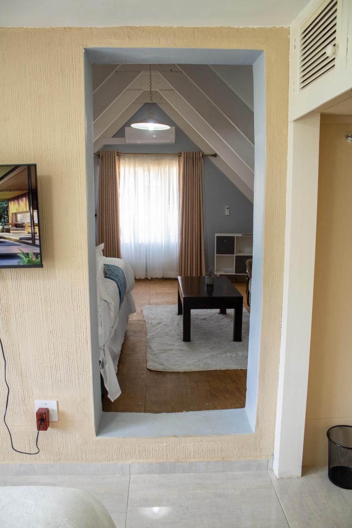Rehoboth Ezulwini Suites Lobamba Exteriér fotografie